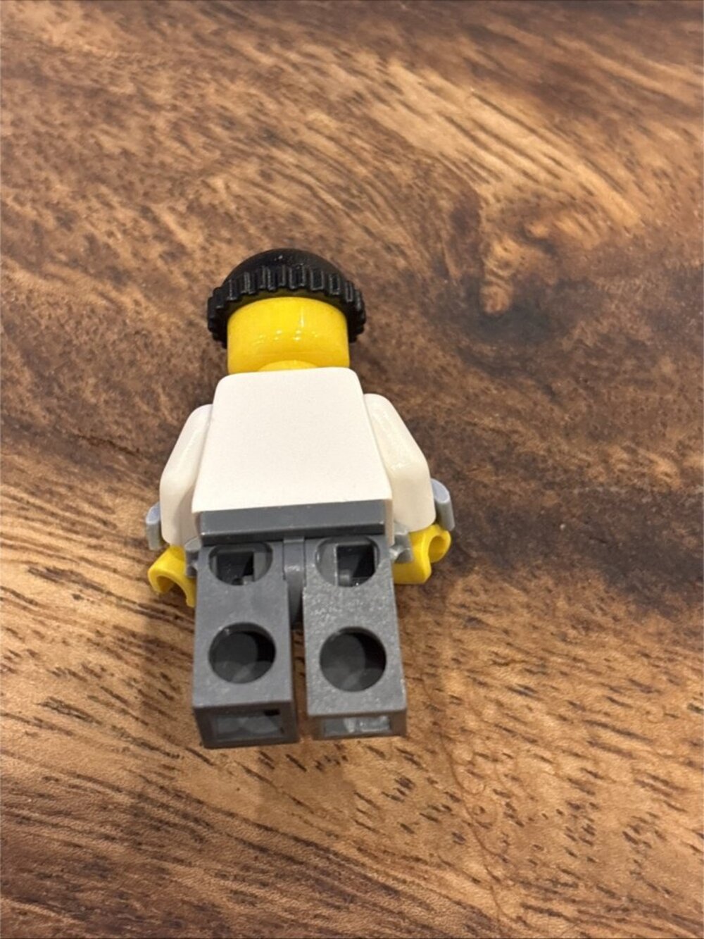 Lego Minifigure ( Authentic ) - Picture 2 of 2